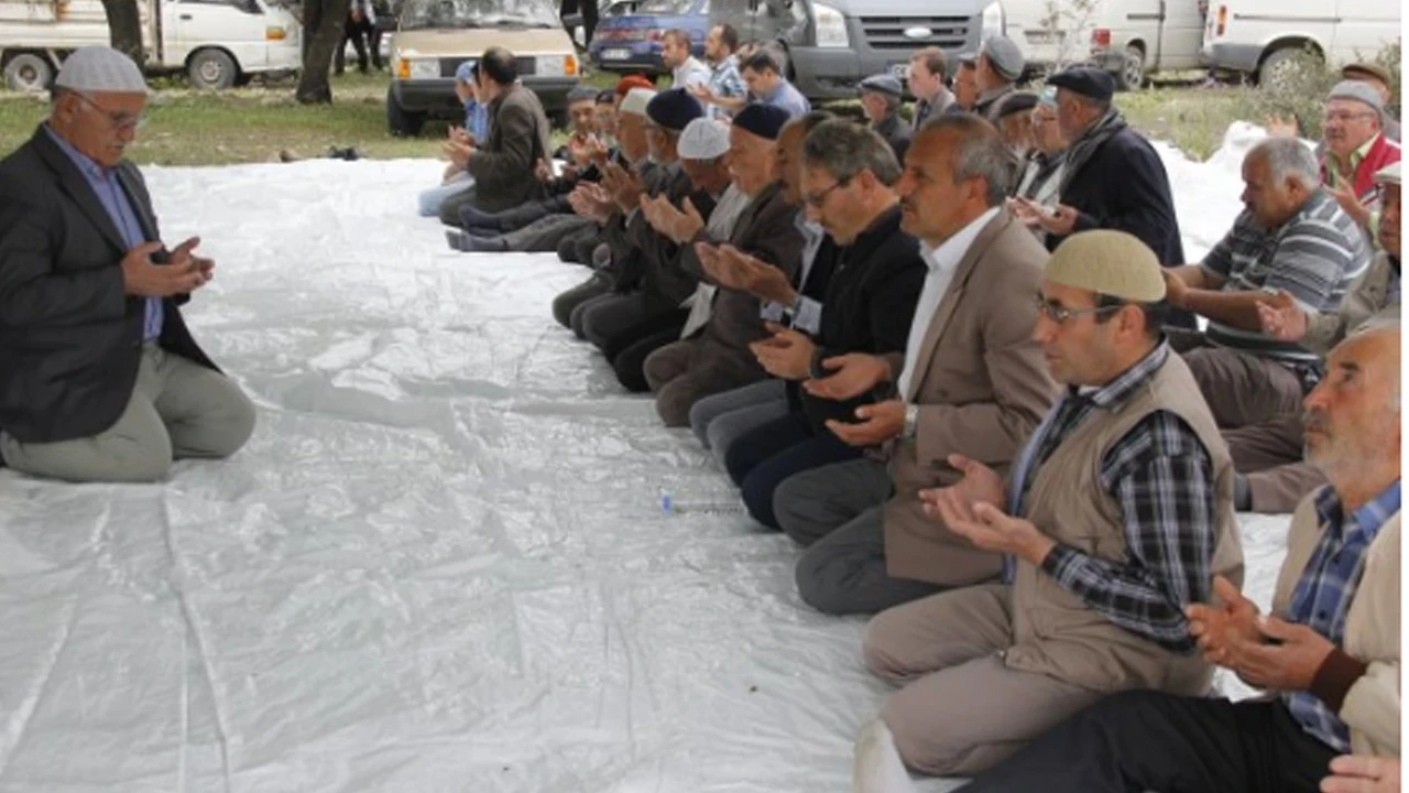 Beypazarı’nda yağmur şükrü: Mahalle sakinleri dualarda buluştu
