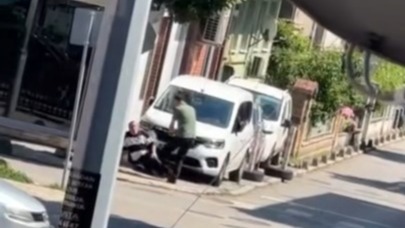 Eşini rahatsız ettiğini öne sürdüğü kişiyi bacağından vurdu