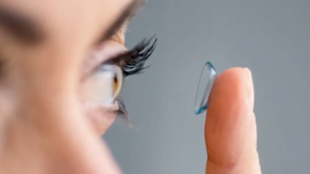 Sipariş verin, 20 dakika sonra takın: 3D baskılı kontakt lensler geliyor