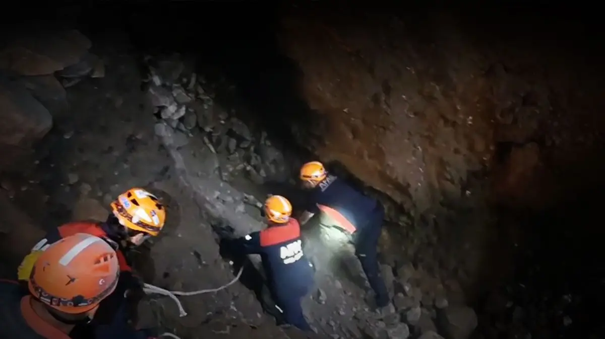 Eskişehir'de define faciası: 12 metrelik tünelde 18 saatlik can pazarı