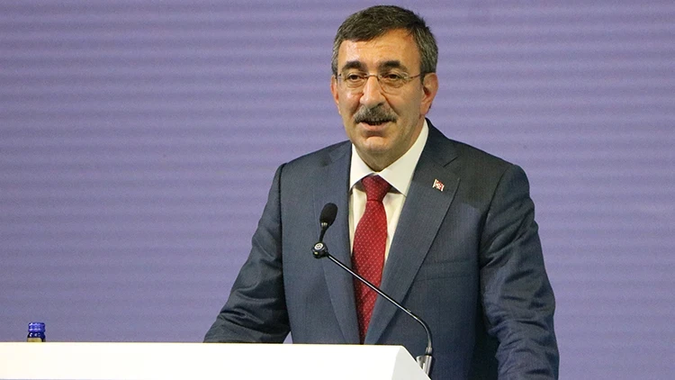 Cumhurbaşkanı Yardımcısı Yılmaz: Hafızlık, ilim yolculuğunun en sağlam başlangıçlarından biridir
