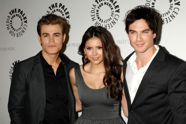 Paul Wesley ve Natalie Kuckenburg dünyaevine girdi