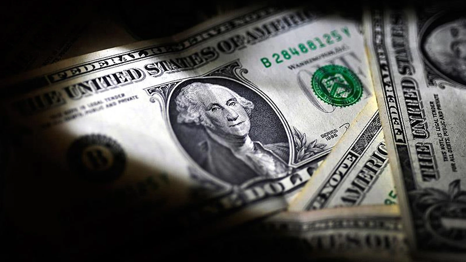 Dev bankadan korkutan dolar tahmini: Her şey tepetaklak olacak