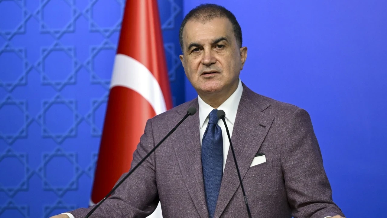 AKP Sözcüsü Ömer Çelik partisinin cumhurbaşkanı adayını açıkladı