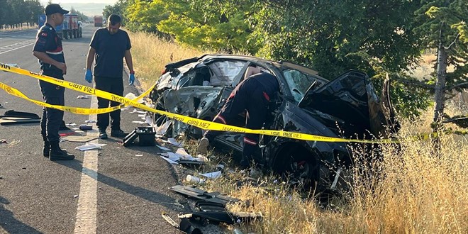 Nevşehir'de otomobil devrildi: Aynı aileden 3 kişi hayatını kaybetti