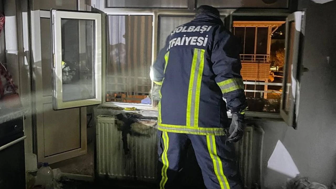 Adıyaman’da yangın paniği: Bir kişi dumandan etkilendi