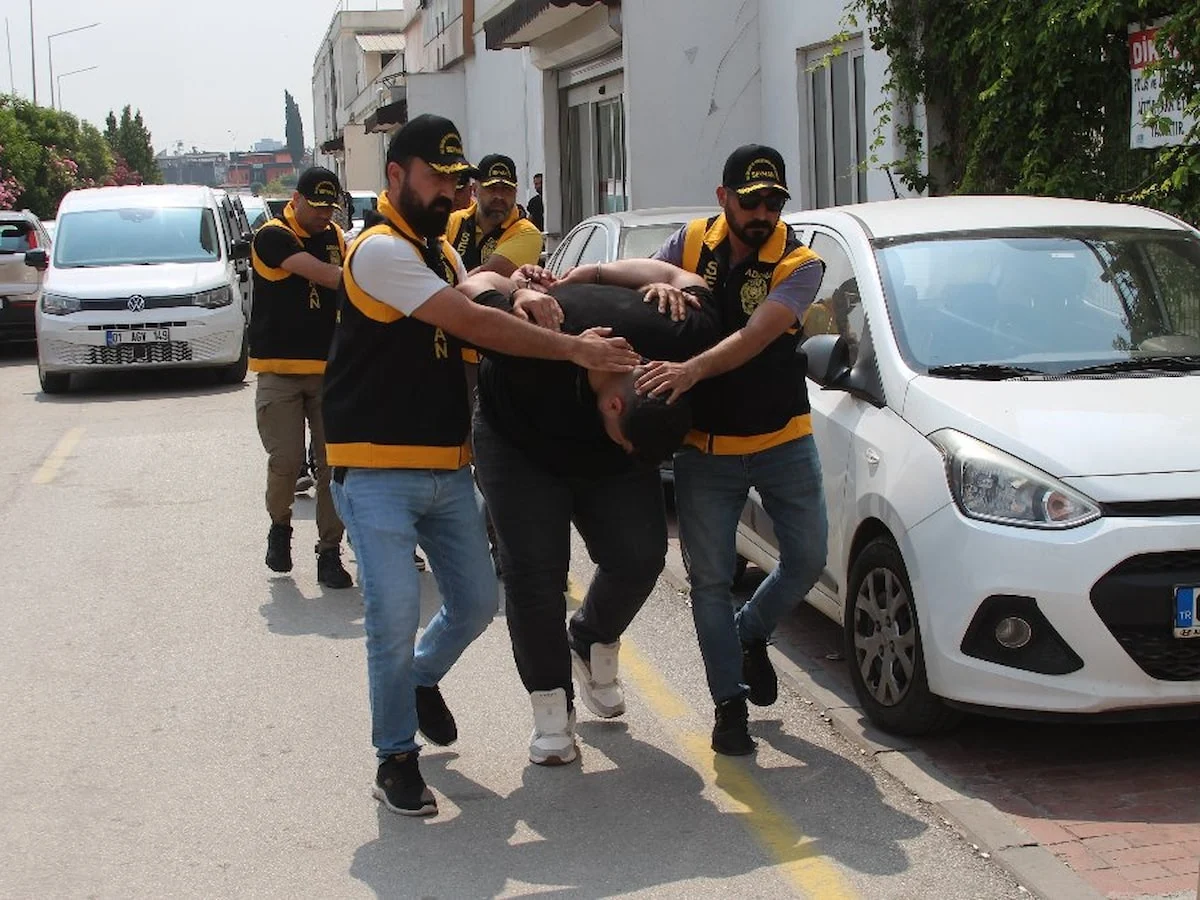 Adana'da eşini baba evine gönderen damada kayınbirader dayağı: 3 tutuklama