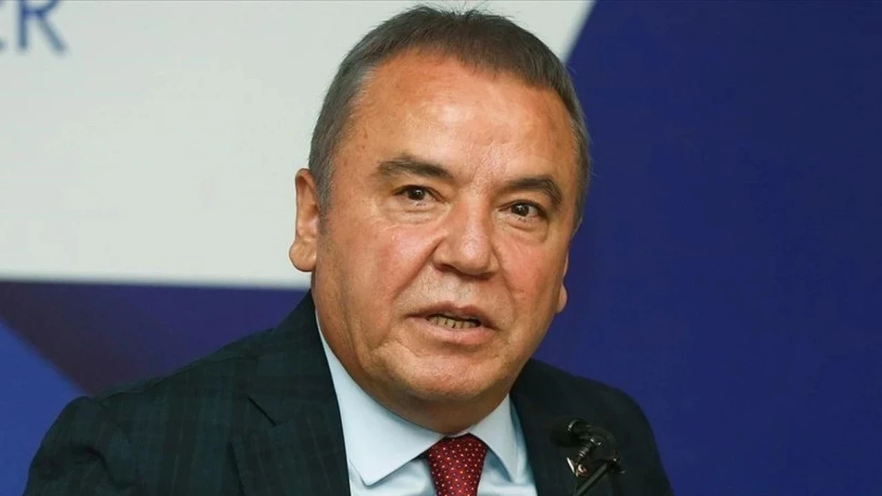 Muhittin Böcek’in iki şoförü tahliye edildi