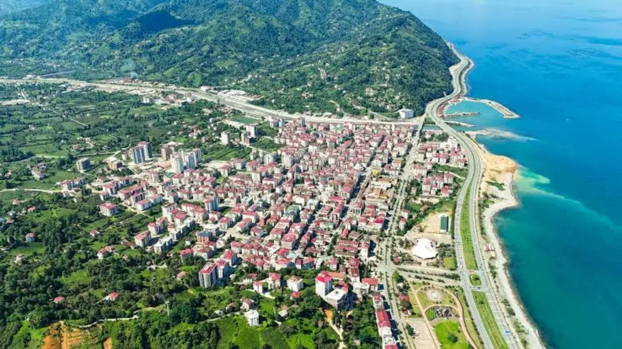 Arhavililer, derelerine sahip çıkıyor