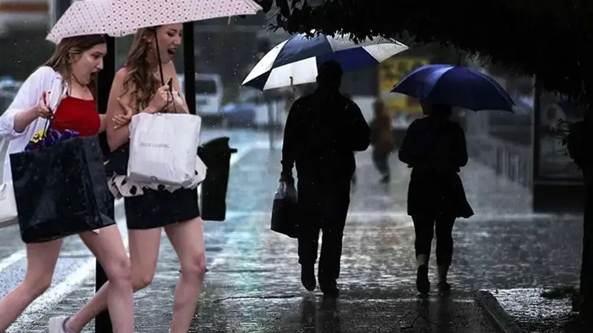 Meteoroloji’den kritik yağış uyarısı! İstanbul için saat verildi
