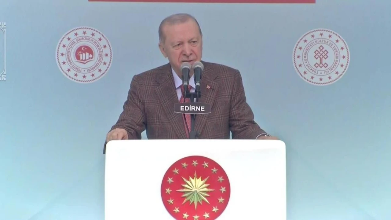 Selimiye Camii açılışında Erdoğan'dan çok konuşulacak CHP sözleri! "Siz milletvekili misiniz yoksa militan mı?"