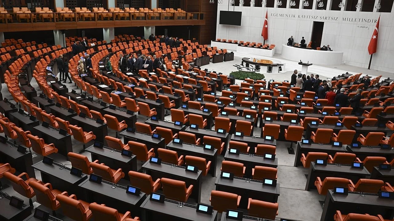 12. Yargı Paketi komisyondan geçti: 27. madde çıkarıldı, IBAN mağdurlarına düzenleme getirildi