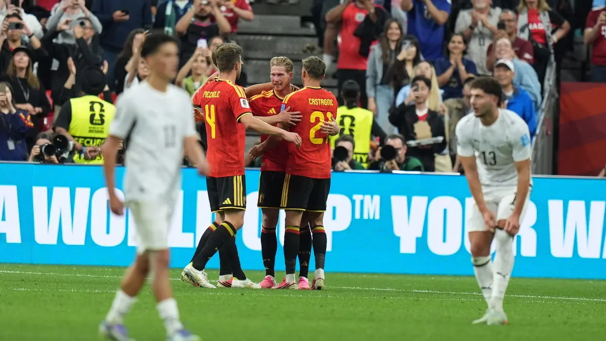 Courtois rekor kırdı, Belçika lider olarak bir üst tura çıktı!