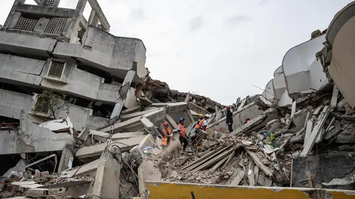 Venezuela'daki depremlerde hayatını kaybedenlerin sayısı 5 bin 119'a çıktı