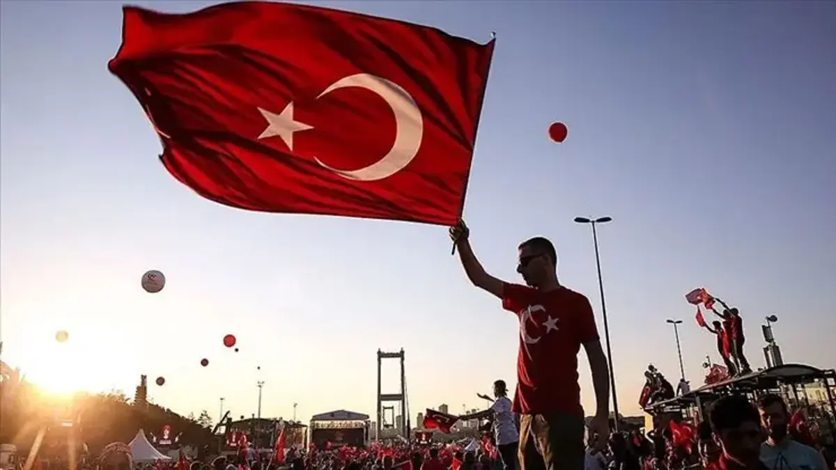 İletişim Başkanı Duran'dan çağrı! 15 Temmuz'un 10'uncu yıl dönümüne özel anma: "İrade Bizim, Zafer Bizim" teması