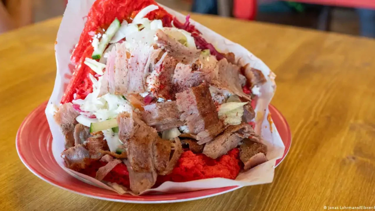 Almanya'da çilekli döner çılgınlığı yaşanıyor