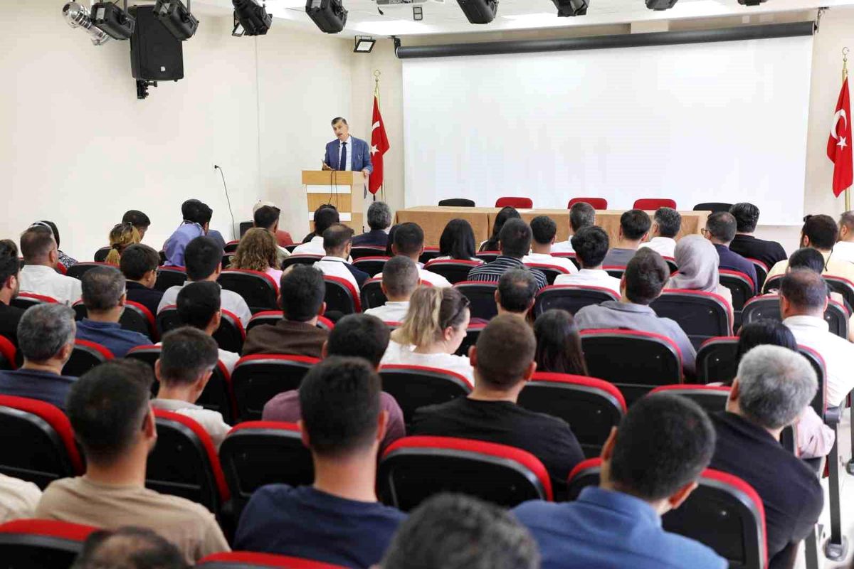 Ağrı'da yönetici adaylarına yönelik eğitim programı düzenlendi