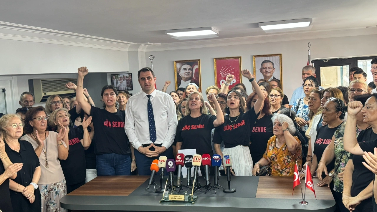 CHP İzmir'in seçilmiş başkanlarından tepki: "Kayyuma boyun eğmeyeceğiz"