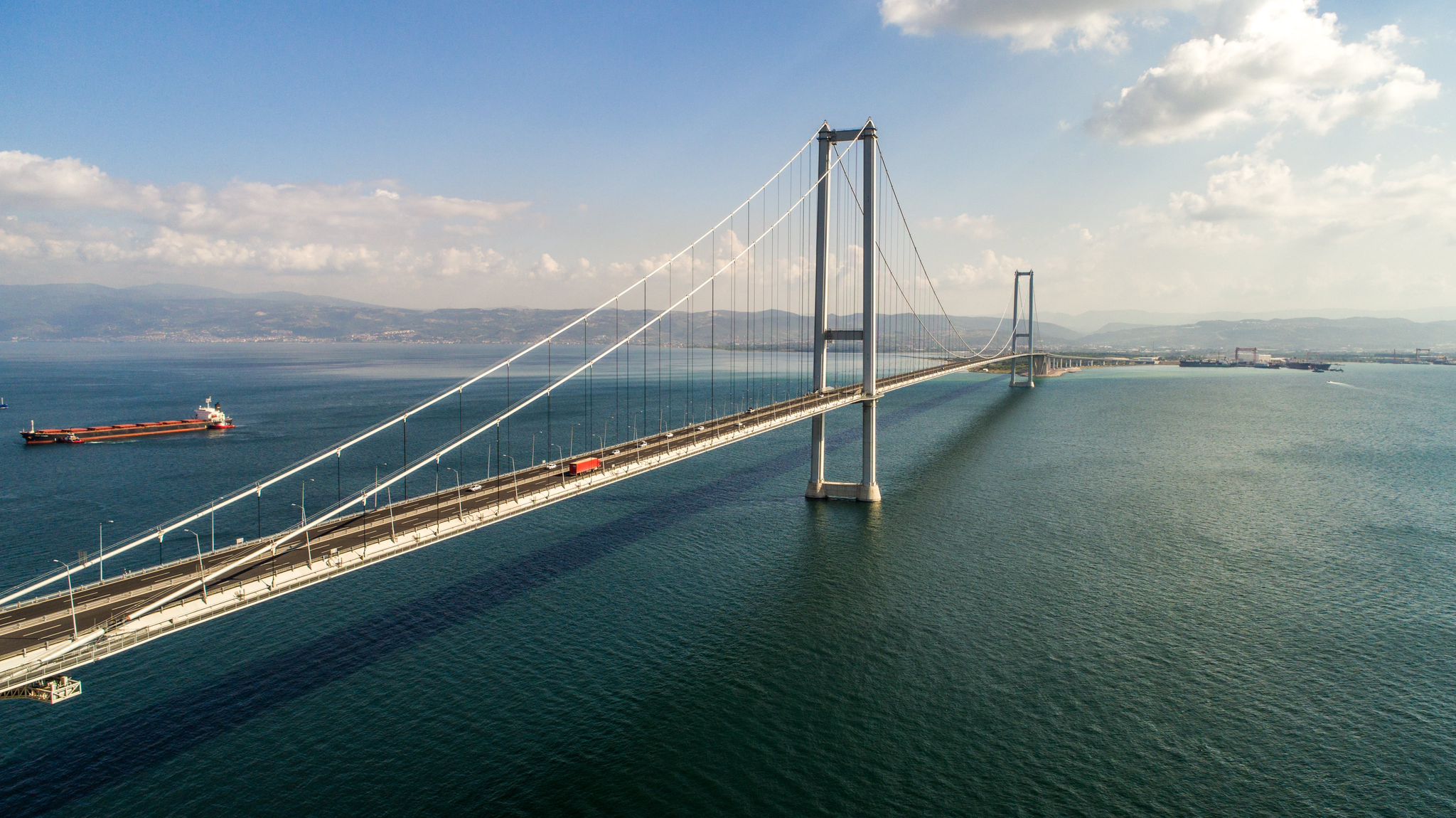 Otoyol ve köprü ücretlerinde fiyat artışı. İşte yeni geçiş ücretleri