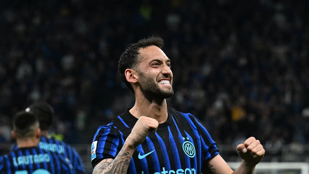 Hakan Safi anlaştığını açıklamıştı: Inter cephesinden Hakan Çalhanoğlu için açıklama
