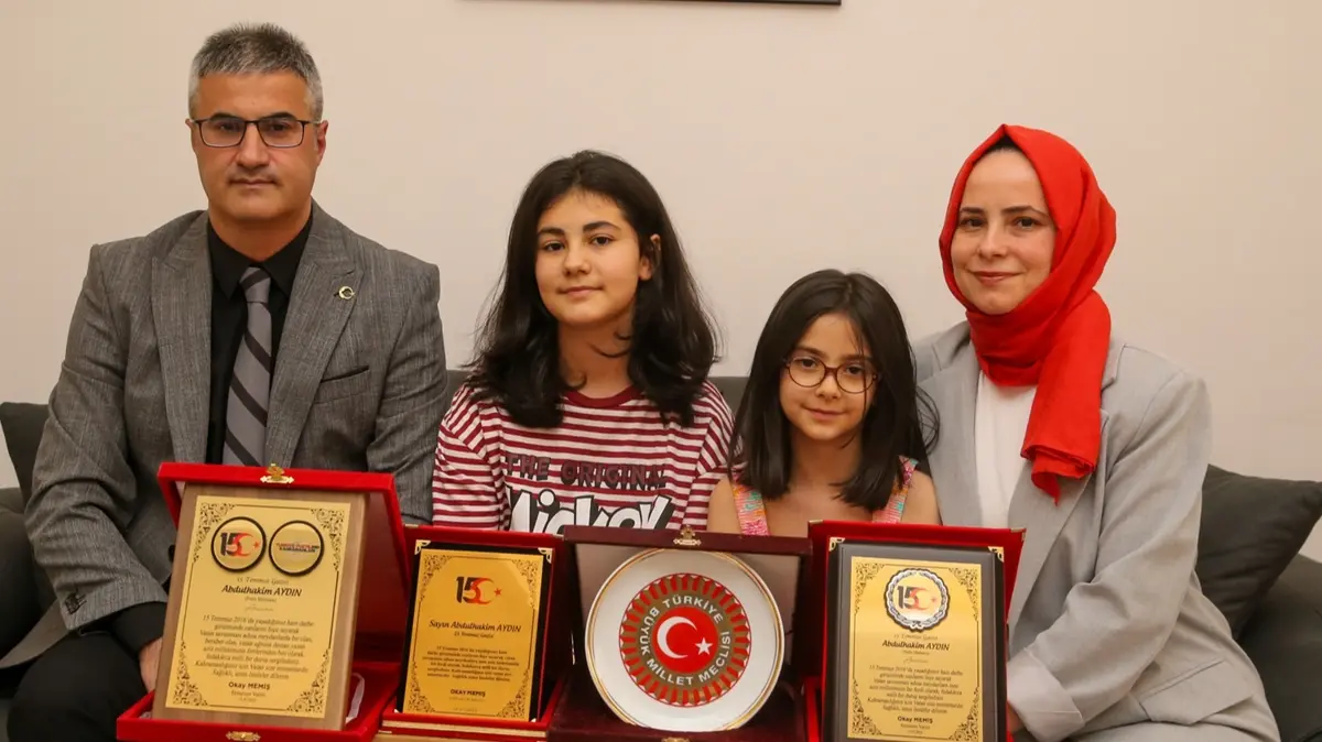 15 Temmuz gazisi polis gözündeki şarapnel parçasıyla 10 yıldır görevde