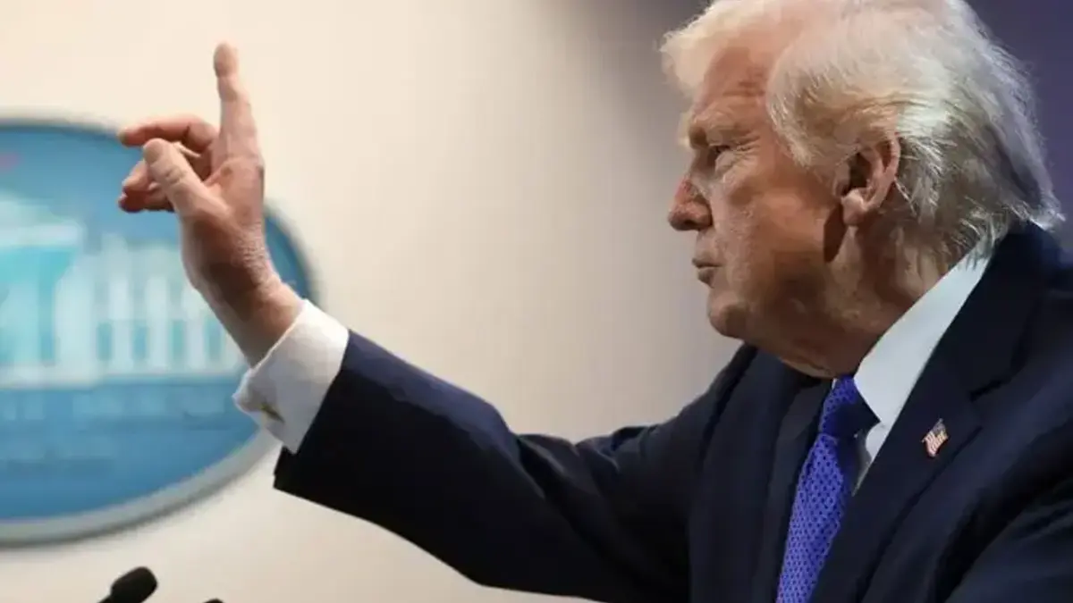 ABD Başkanı Trump'tan İran çıkışı! ‘Bedelini ödemek zorunda kalacaklar’