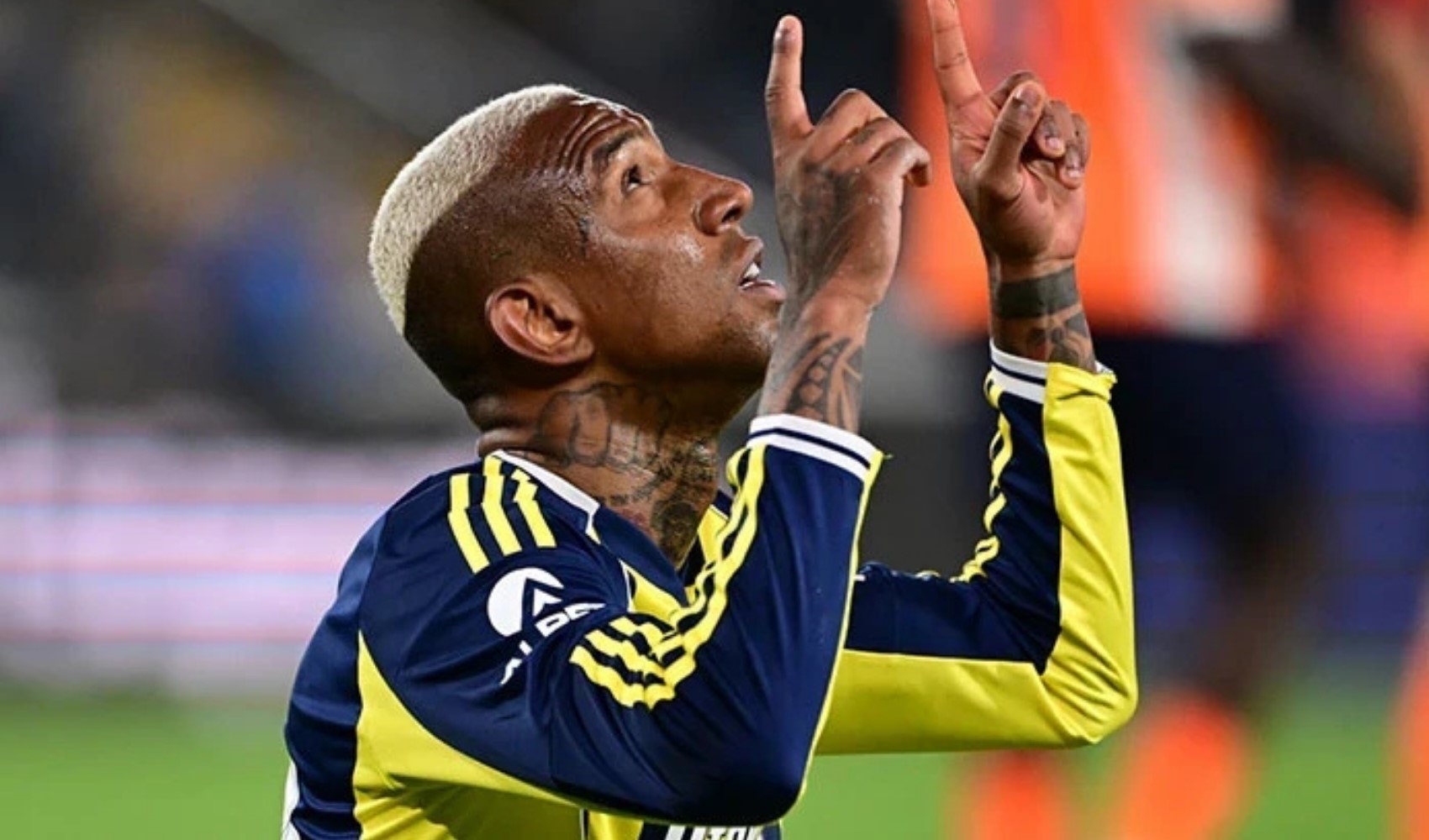 Talisca İsmail Kartal'ı öve öve bitiremedi: 'Fenerbahçe böyle oynamalı'