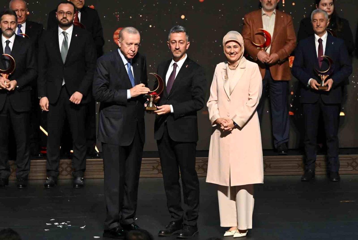 Erdoğan'dan KARDEMİR'e kan bağışı ödülü