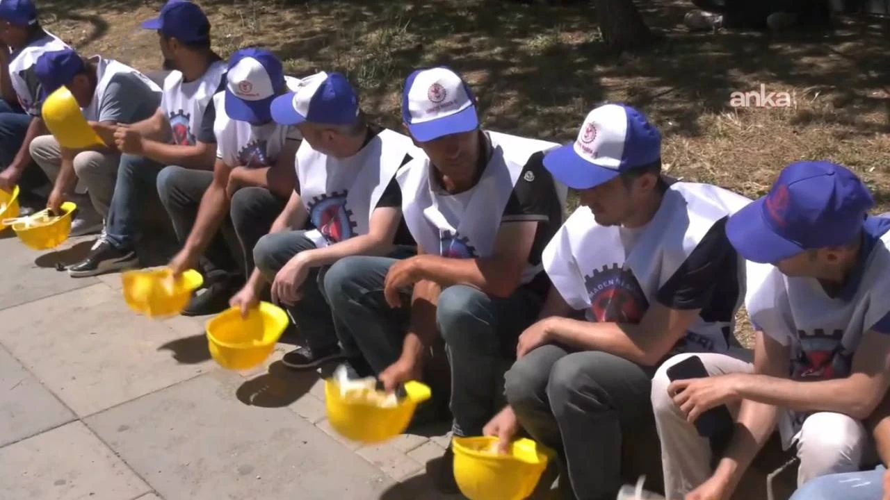 Maden işçileri oturma eylemine başladı: 'Soğan ekmeğe muhtaç kaldık'