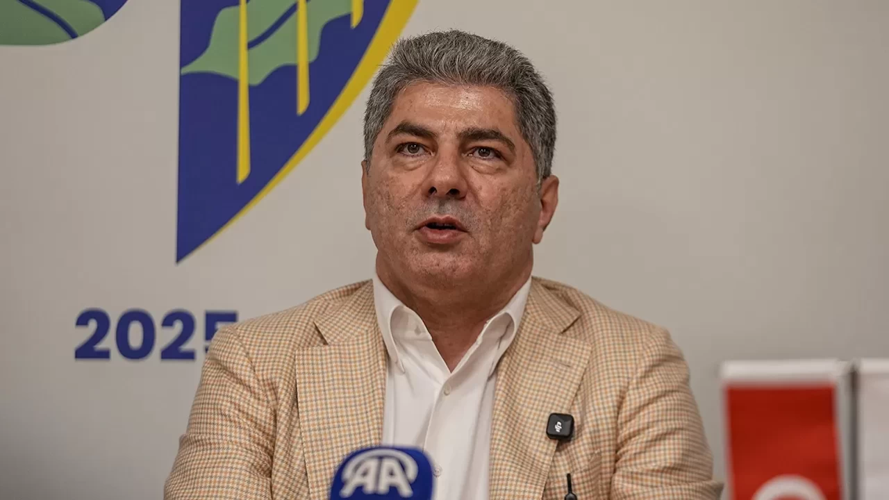 Fenerbahçe seçiminde kartlar yeniden dağıtılıyor! Hakan Safi'den Bursa'da olay yaratacak sözler
