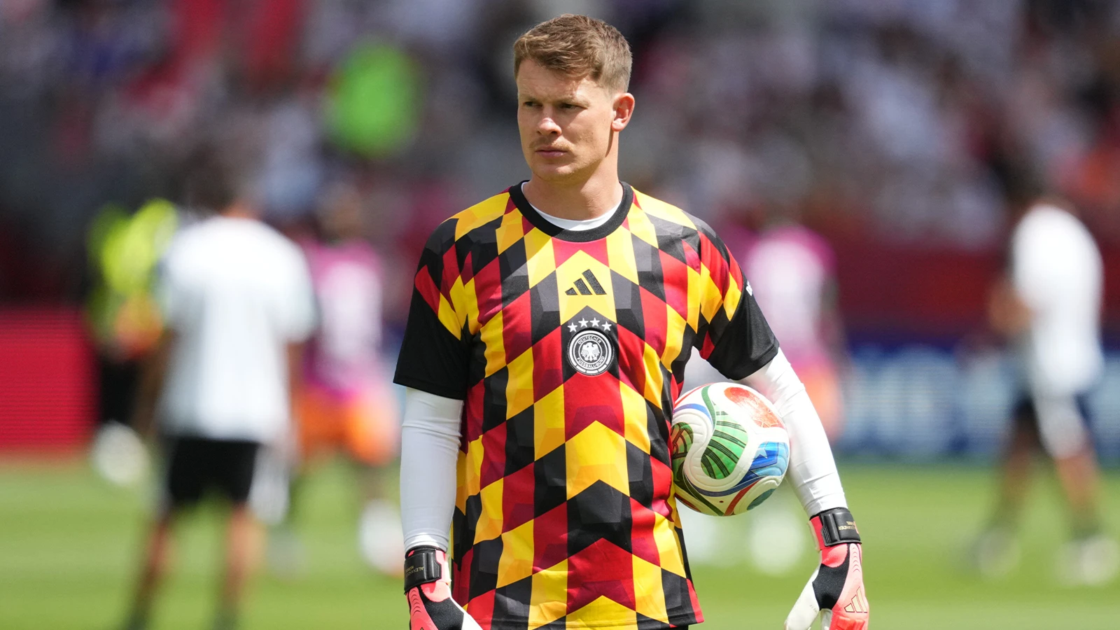 Beşiktaş'ın yeni transferi Alexander Nübel, bu akşam İstanbul'a geliyor!