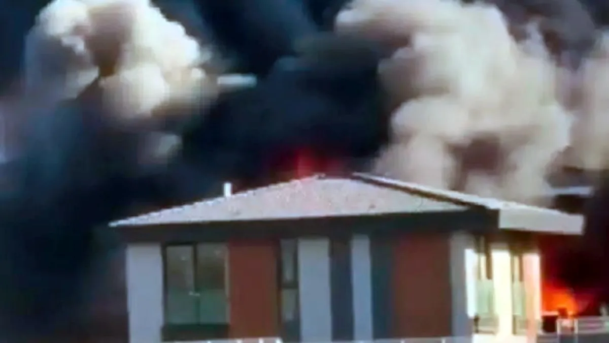 Tuzla'da bir villada çıkan yangın söndürüldü