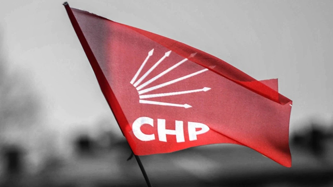 SON DAKİKA | 264 Eski CHP Milletvekili partiden istifa etti