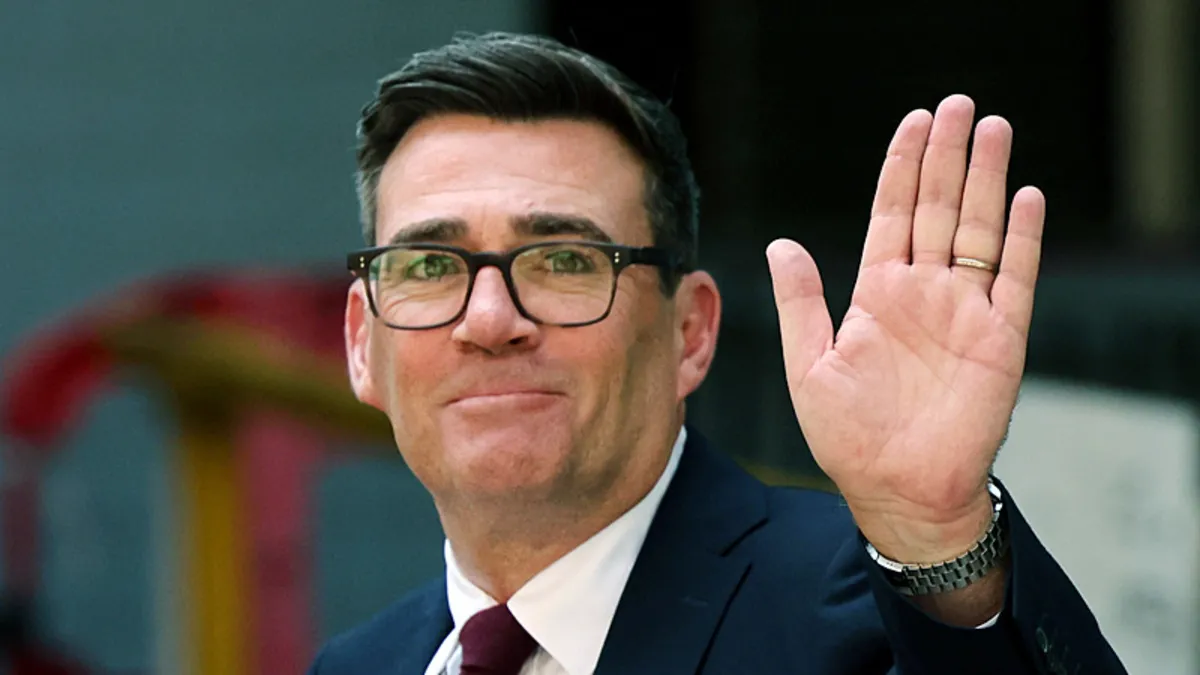 İngiltere'de iktidardaki İşçi Partisi'nin yeni lideri Andy Burnham oldu