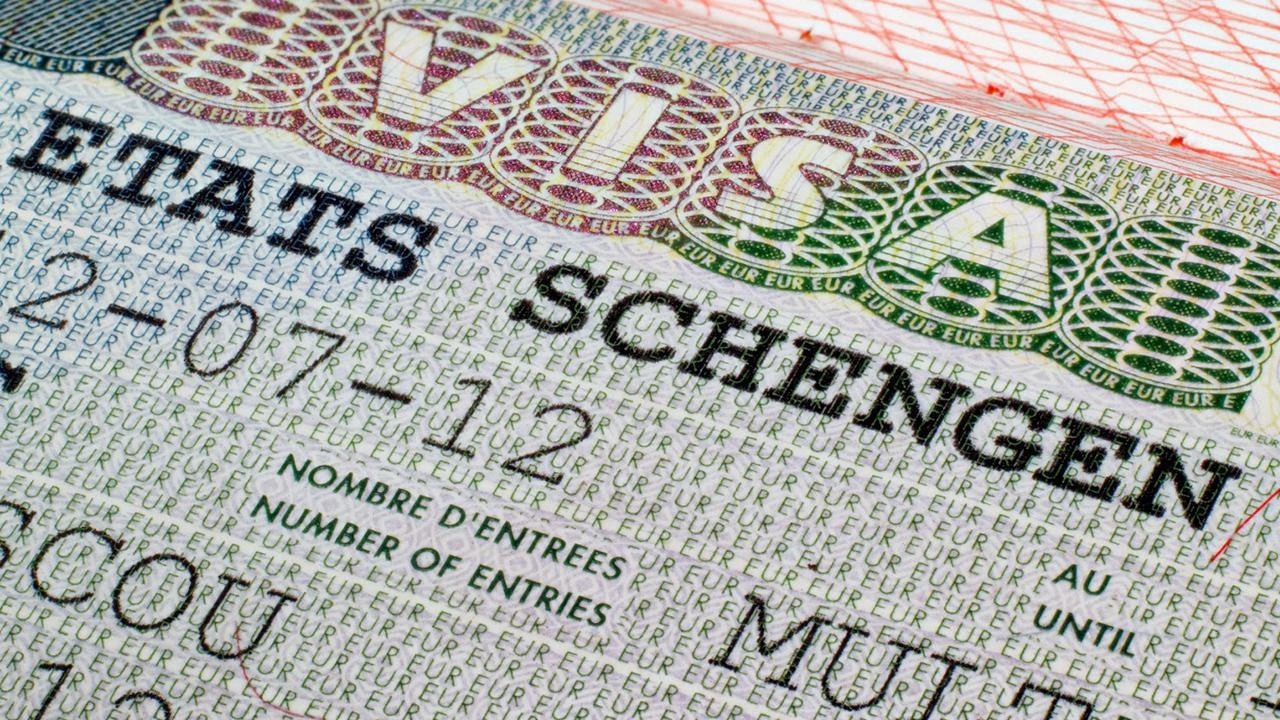 Schengen için "güvenilir kişiler" formülü masada. Kimler 5 yıllık vize alabilecek?