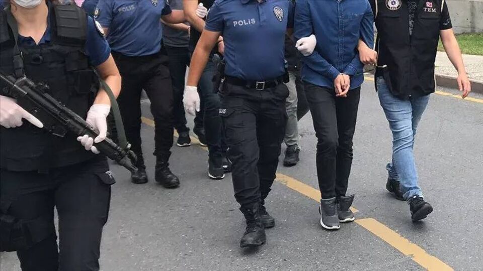Nevşehir'de çeşitli suçlardan aranan 27 kişi tutuklandı