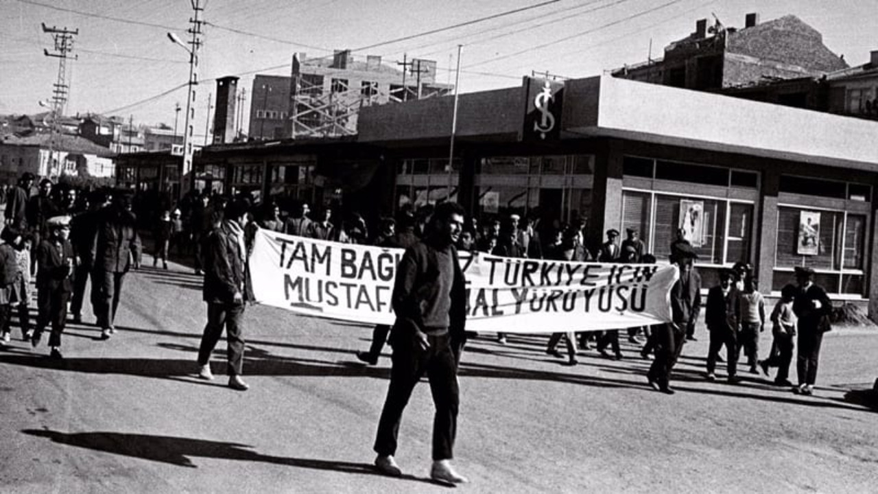 Ergen devrimciliği ve adamlık!