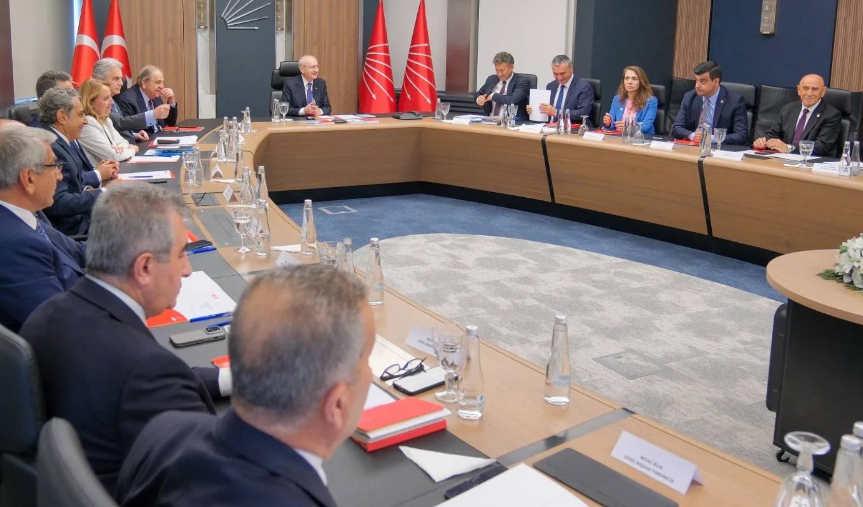 Kılıçdaroğlu'nun ilk MYK'sında kritik gündem: İhraç dosyaları masada