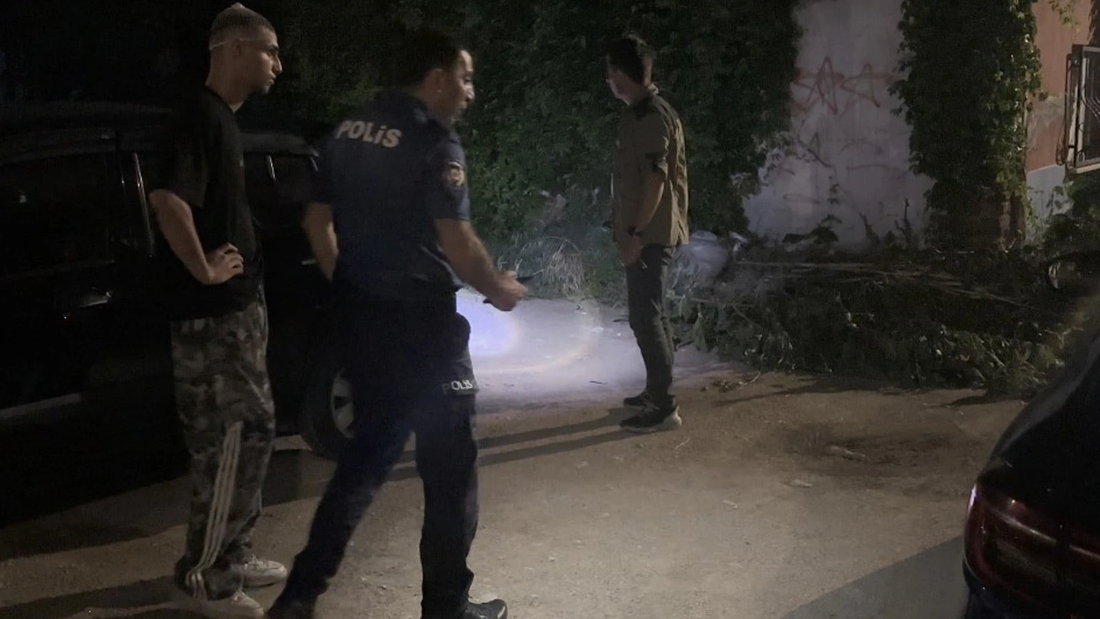Parktaki gençlere pompalı tüfekli saldırı: Saldırganlar yakalandı