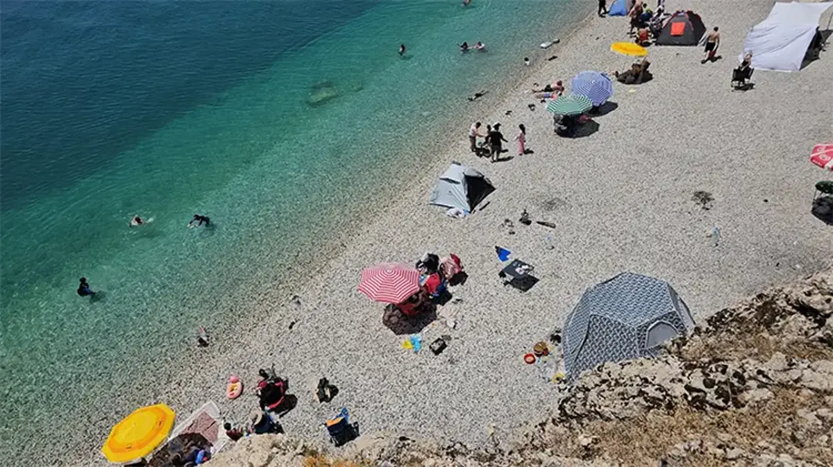 Burası ne Akdeniz ne de Ege! Doğu Anadolu'nun parlayan yıldızı tatilci akınına uğruyor
