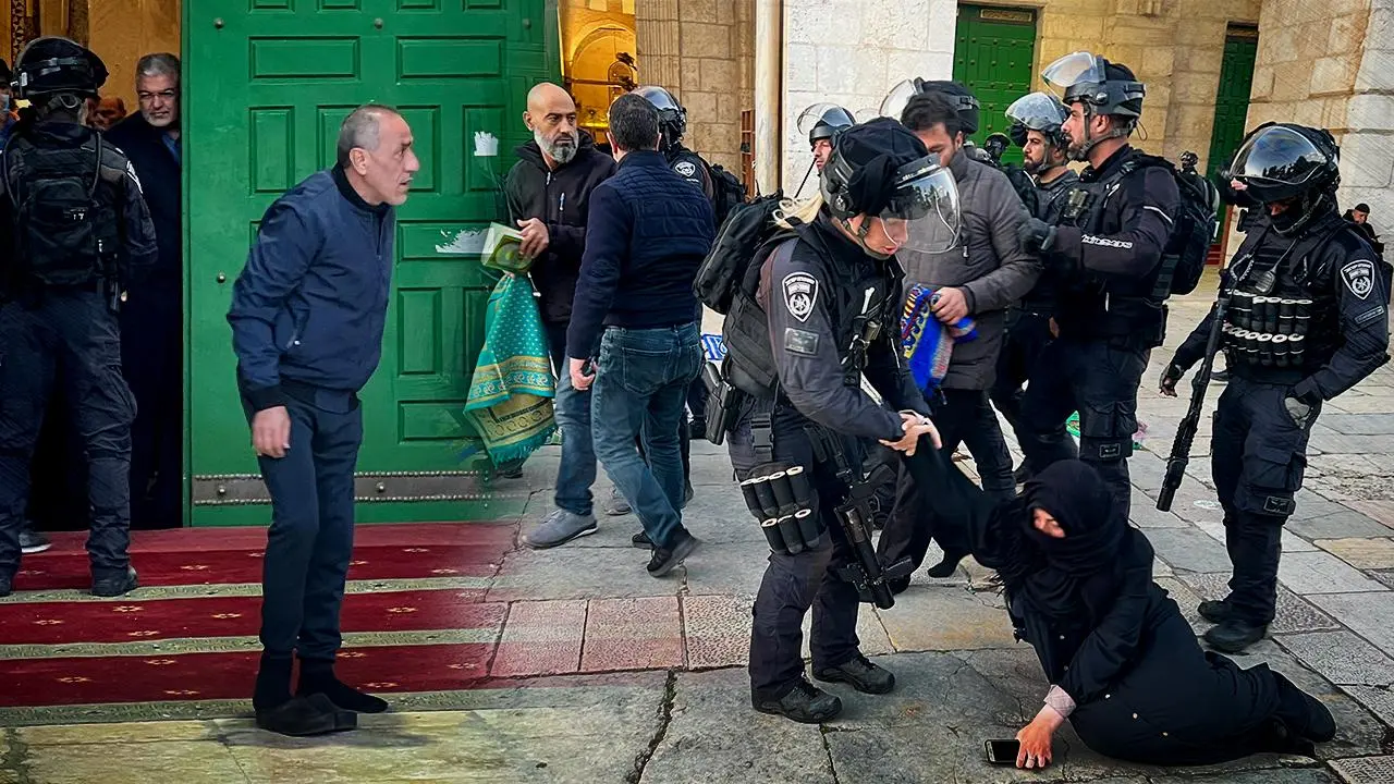 Katillerden Mescid-i Aksa'ya 26 baskın: Harem-i İbrahim'de ezanı 84 kez engellendi