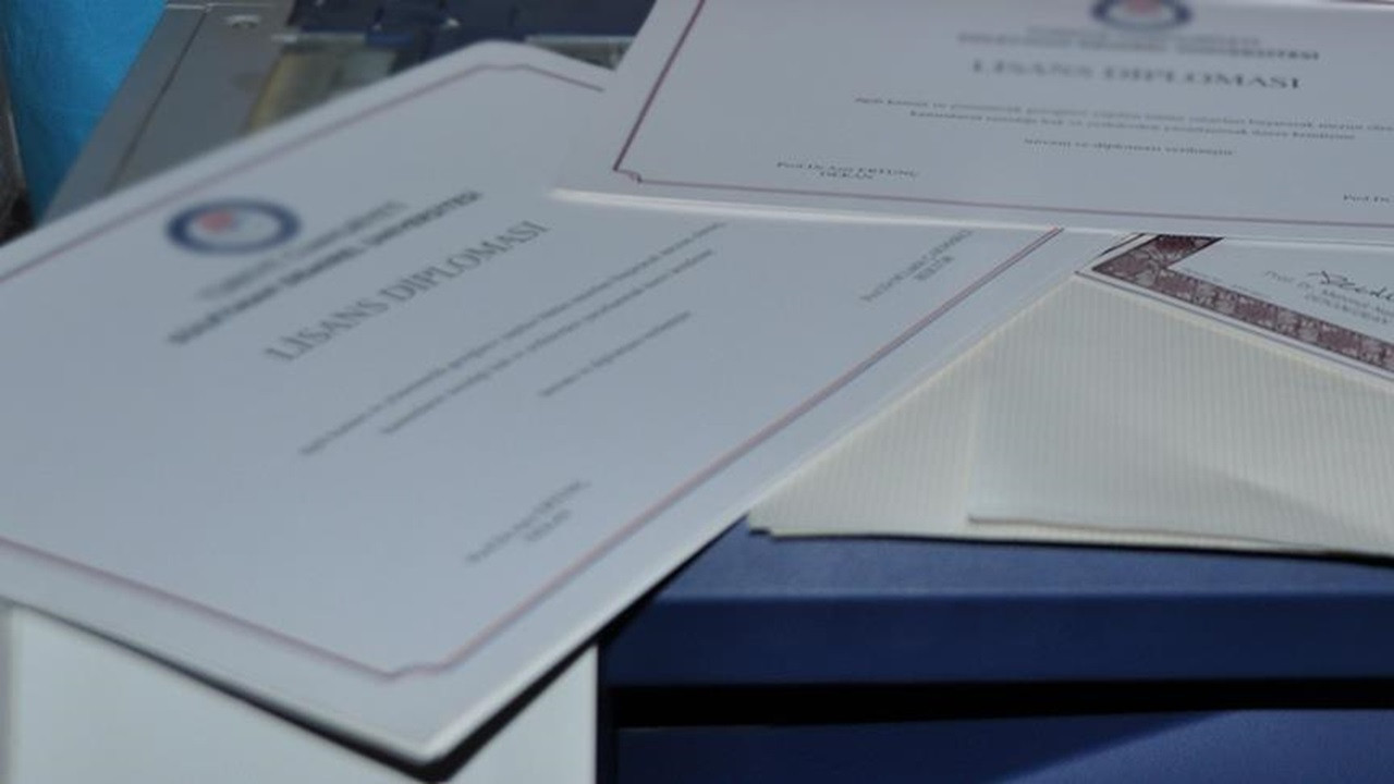 Teklif TBMM'ye sunuldu: Sahte diplomaya hapis cezası