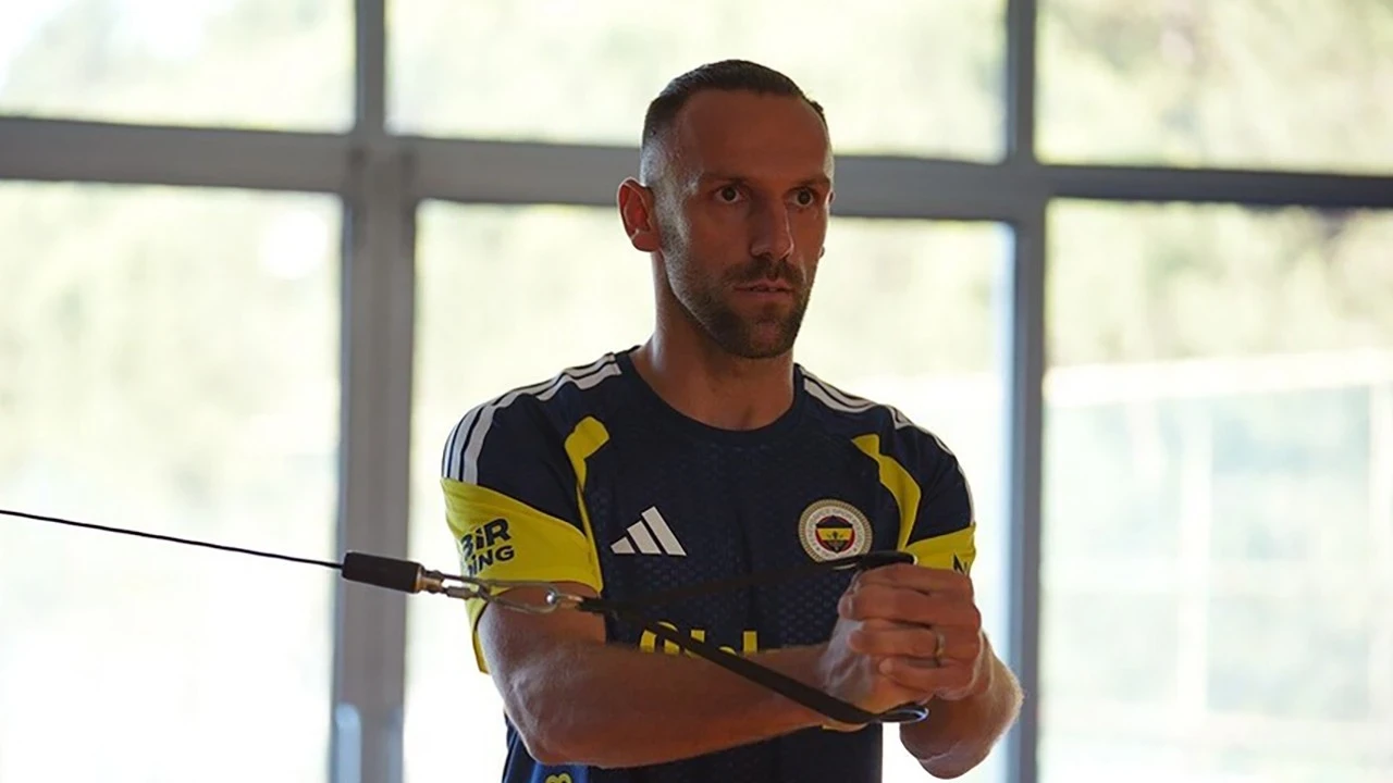 Fenerbahçe'nin yeni transferi Vedat Muric, bireysel çalışmalara başladı