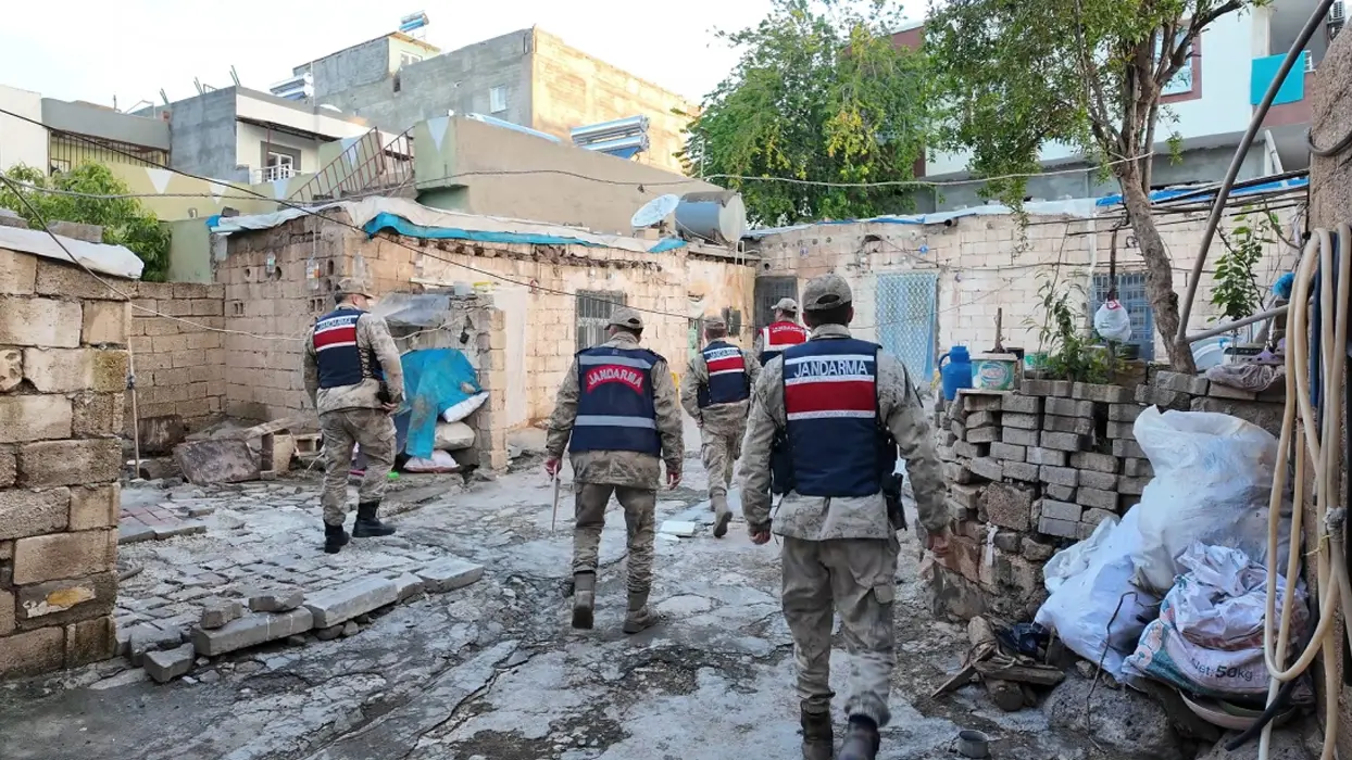 Şanlıurfa'da uyuşturucu operasyonu! 5 şüpheli gözaltında