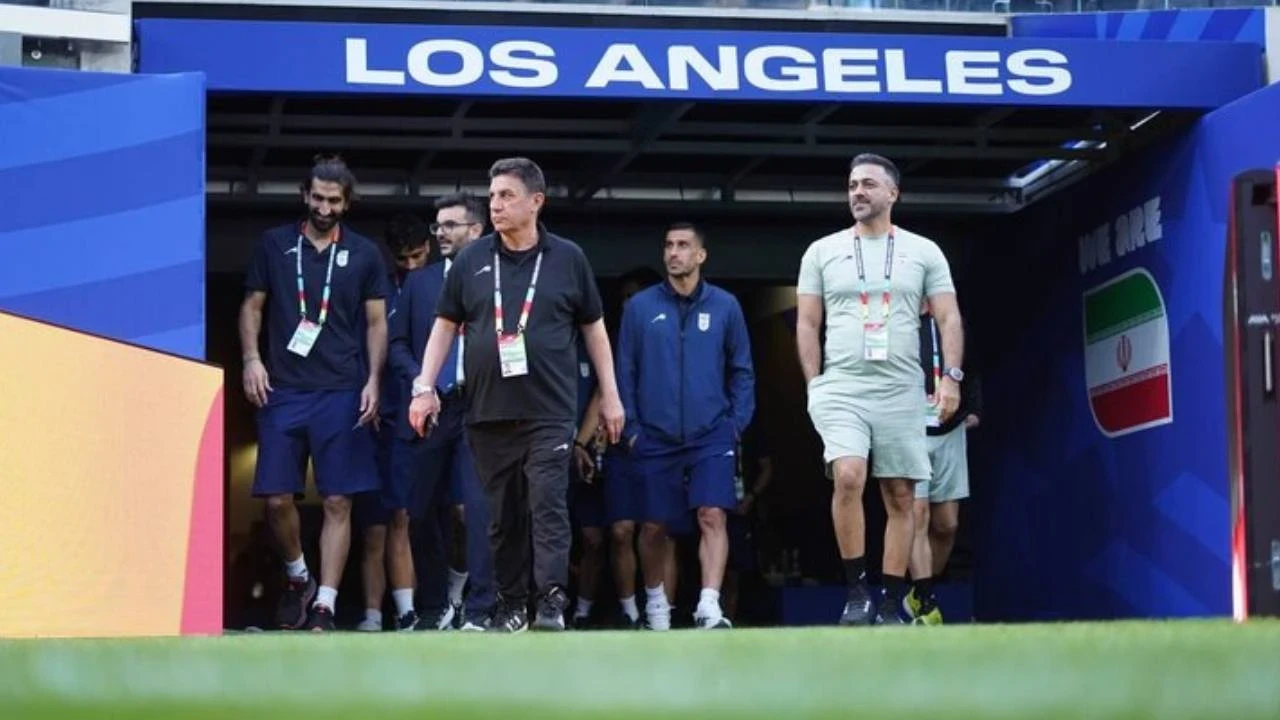 İran Milli Takımı'ndan FIFA'ya tepki: ‘Toparlanmamıza fırsat vermeden ABD’den çıkardılar’