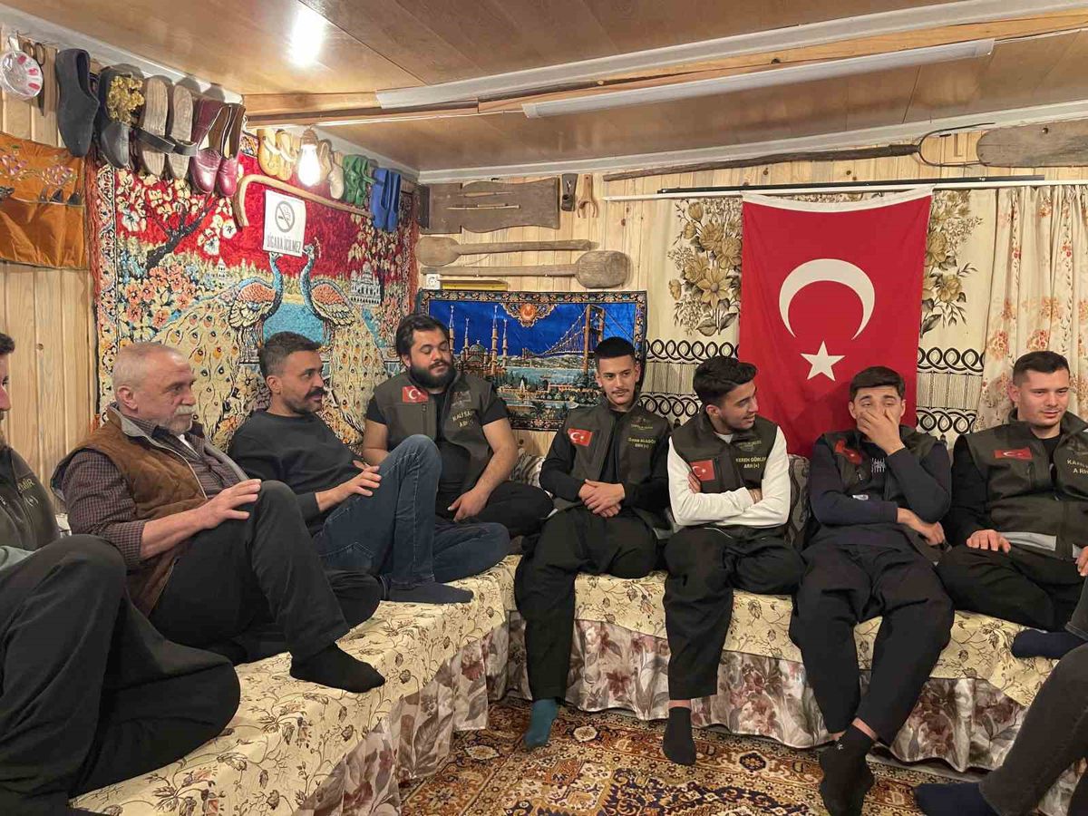 Deprem sonrası nostaljik ahşap ev