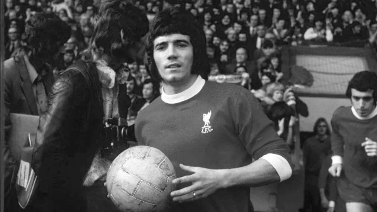 Eski ünlü futbolcu hayatını kaybetti! Kevin Keegan'ın ölümü futbolseverleri yasa boğdu