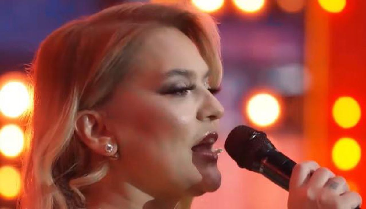 Demet Akalın kimdir, Demet Akalın kaç yaşında, nereli evli mi, çocuğu var mı?