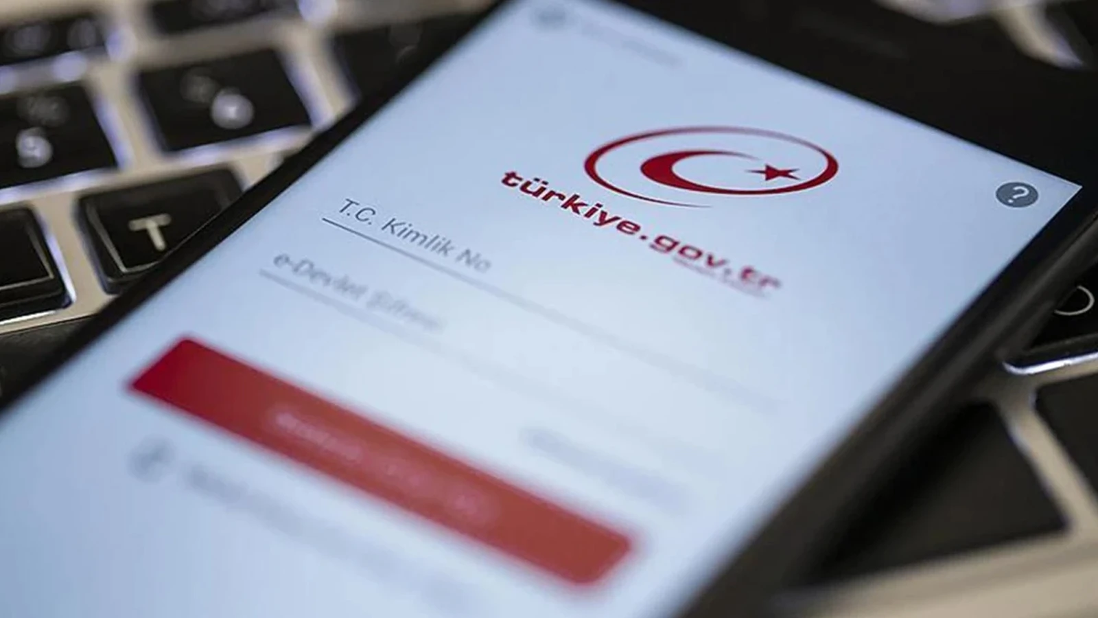 e-Devlet çöktü mü, sorun mu var, neden açılmıyor?