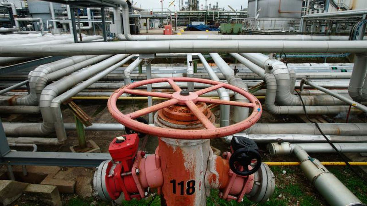 Gazprom: Avrupa'nın doğal gaz depolarında kış riski artıyor